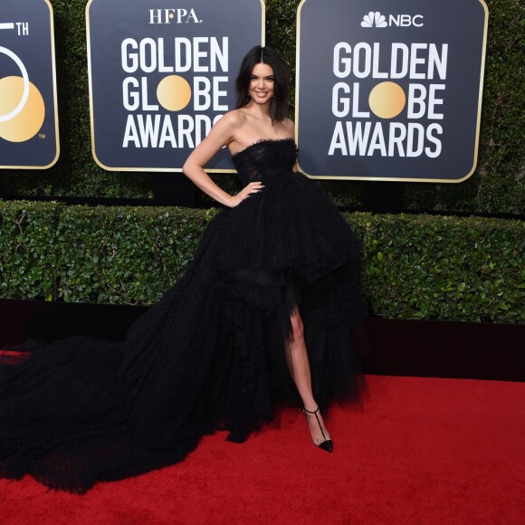 Kendall Jenner sur le tapis rouge de la 75ème cérémonie des Golden Globe Awards au Beverly Hilton à Los Angeles, le 7 janvier 2018.