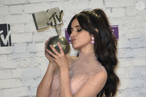 Camila Cabello - Soirée des 24ème MTV Europe Music Awards à la salle SSE Wembley Arena à Londres, Royaume Uni, le 12 novembre 2017.