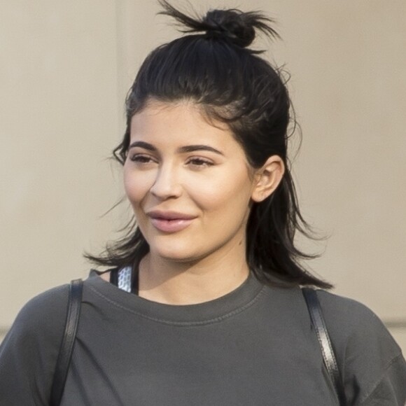 Exclusif - Kylie Jenner sans maquillage sort d'un centre médical avec son meilleur ami Harry Hudson à Calabasas, le 12 septembre 2017.