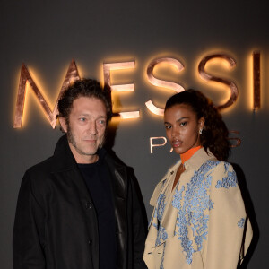 Semi Exclusif - Vincent Cassel et sa compagne Tina Kunakey - La maison Messika fête les 10 ans de sa collection "iconique Move" et le lancement d'une collection capsule avec sa nouvelle égérie G.Hadid à l'hôtel Salomon de Rothschild le 27 septembre 2017. © Rachid Bellak / Bestimage