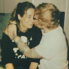 Ed Sheeran a annoncé ses fiançailles avec Cherry Seaborn le 20 janvier 2018 sur Instagram