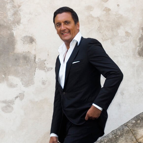 Exclusif - Dany Brillant - Inauguration du passage Charles Aznavour à Saint-Rémy-de-Provence, le 28 mai 2016, dans le cadre de l'anniversaire du chanteur (il a fêté ses 92 ans le 22 mai dernier).