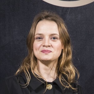 Sara Forestier au photocall de la soirée L'Oréal Paris X Balmain à l'école Nationale de Médecine lors de la Fashion Week Printemps/Eté 2018 à Paris, France, le 28 septembre 2017. © Olivier Borde/Bestimage  Celebs attending the L'Oreal Paris X Balmain event as part of the Paris Fashion Week Womenswear Spring/Summer 2018 in Paris, France, on September 28, 201728/09/2017 - Paris