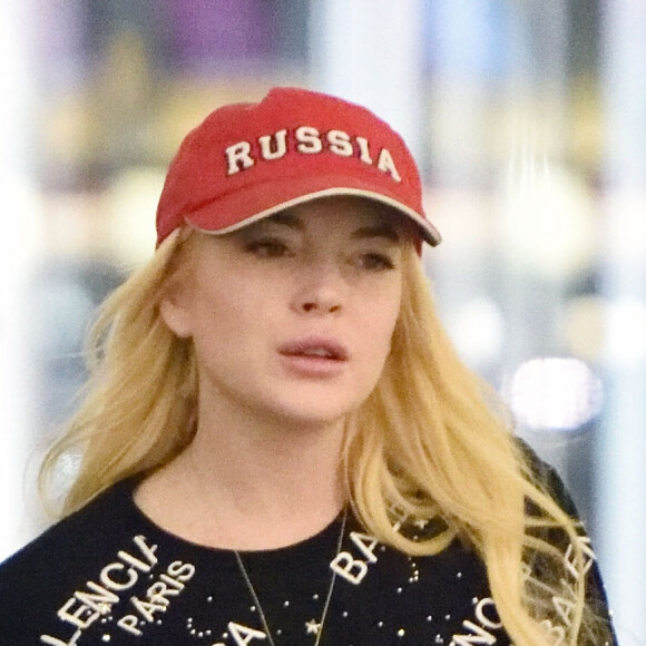 Exclusif - Lindsay Lohan à l'aéroport JFK de New York le 20 décembre 2017.