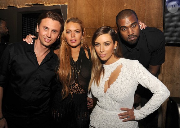 Lindsay Lohan et Kim Kardashian avec Jonathan Cheban et Kanye West au festival d'art contemporain Art Basel à Miami le 4 décembre 2013
