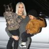 Kourtney Kardashian et sa fille Penelope avec son compagnon Younes Bendjima, Kim Kardashian et ses enfants North et Saint sont allées faire du patin à glace à Malibu le 23 decembre 2017.