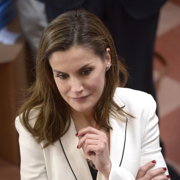 La reine Letizia d'Espagne assiste à la remise des prix de la "Fundación Princesa de Girona" à Mérida le 7 février 2018.