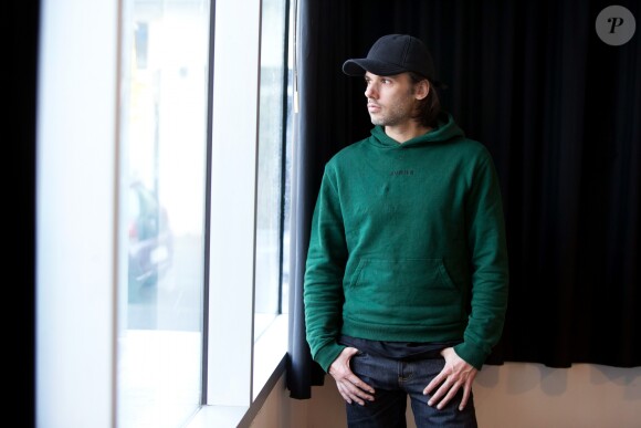 Exclusif - Rendez-vous avec l'artiste Orelsan, président du 4e festival de cinéma "Festival international CinéDrones 2017" de Saint-Médard-en-Jalles, le 19 novembre 2017. © Patrick Bernard-Thibaud Moritz/Bestimage
