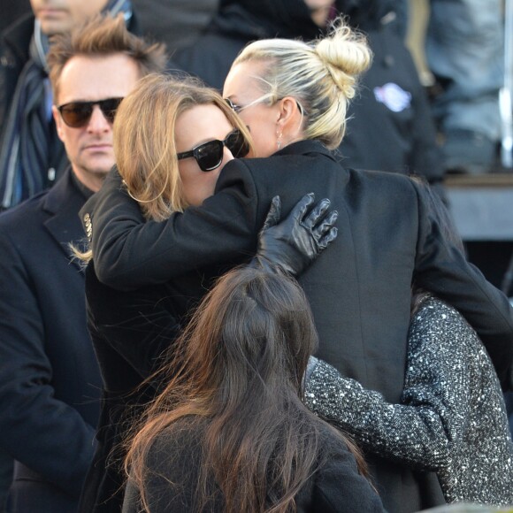 David Hallyday, Laura Smet, Laeticia Hallyday et ses filles Joy et Jade - Arrivées des personnalités en l'église de La Madeleine pour les obsèques de Johnny Hallyday à Paris le 8 decembre 2017. © Veeren/Bestimage