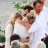 Françoise Thibaut (mère de L. Hallyday), Laeticia Hallyday, David Hallyday - Obsèques de Johnny Hallyday au cimetière de Lorient sur l'île Saint-Barthélemy, Antilles françaises, le 11 décembre 2017.