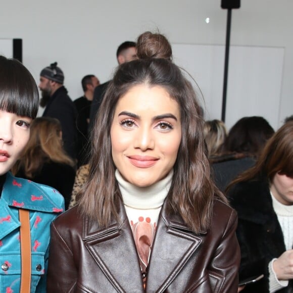 Kozue Akimoto et Camila Coelho - People au défilé de mode "Chloé", collection prêt-à-porter automne-hiver 2018/2019, à Paris le 1er mars 2018