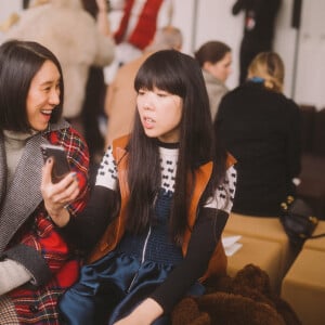 Eva Chen et Susie Lau - People au défilé de mode "Chloé", collection prêt-à-porter automne-hiver 2018/2019, à Paris le 1er mars 2018