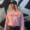 Jessica Hart porte un sweatshirt qui s'en prend à Taylor Swift. Instagram, le 27 février 2018.