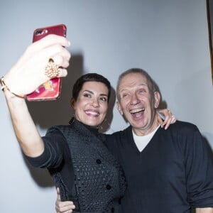 Cristina Cordula et Jean-Paul Gaultier en backstage lors du défilé de mode "Jean Paul Gaultier", collection haute couture printemps-été 2018, à Paris le 24 janvier 2018. © Olivier Borde / Bestimage