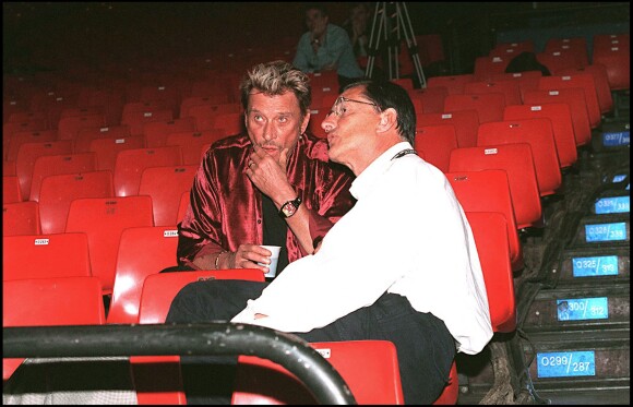 Johnny Hallyday et Jean-Claude Camus en 1998.