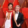 Blanca Blanco et John Savage sur le tapis rouge des Oscars 2018 au Dolby Theatre, le 4 mars 2018.