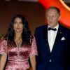 Salma Hayek et son mari François-Henri Pinault - Les célébrités quittent la soirée Vanity Fair après la cérémonie des Oscars à Los Angeles le 4 mars 2018.