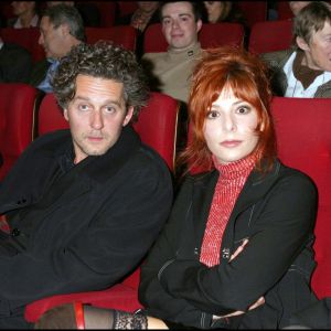 Mylène Farmer et Laurent Boutonnat - Cinéma Gaumont Marignan à Paris en 2004
