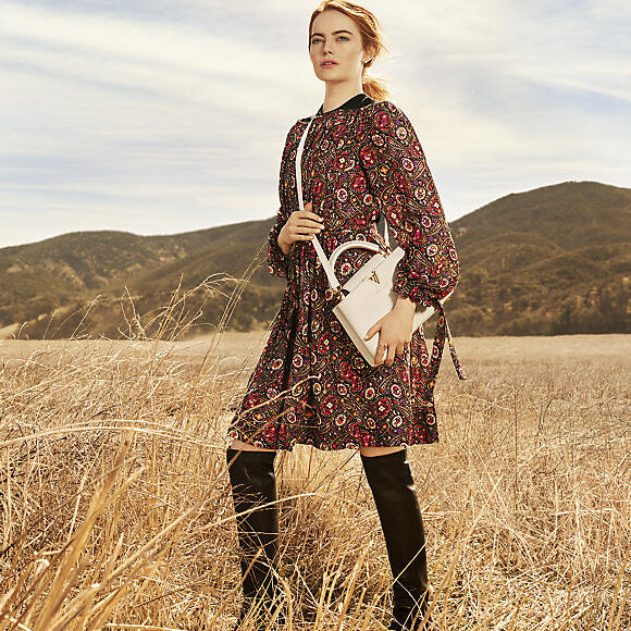 Emma Stone, nouveau visage de la campagne "The Spirit of Travel" de Louis Vuitton. Photo par Craig McDean.