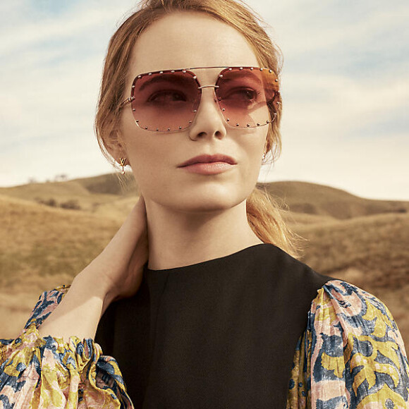 Emma Stone, nouveau visage de la campagne "The Spirit of Travel" de Louis Vuitton. Photo par Craig McDean.