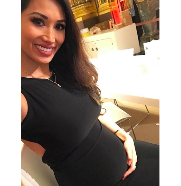 La Djette Angie, Angela, s'affiche enceinte de son compagnon Samuel Le Bihan - mars 2018