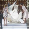 La princesse Alexandra de Hanovre, fille de la princesse Caroline, portait la traîne de la robe de la mariée Alessandra de Osma au mariage religieux de son demi-frère le prince Christian de Hanovre et de la belle Péruvienne, le 16 mars 2018 à Lima au Pérou.