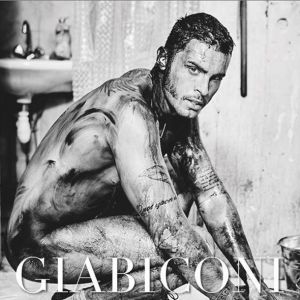 Baptiste Giabiconi photographié par Ellen Von Unwerth.