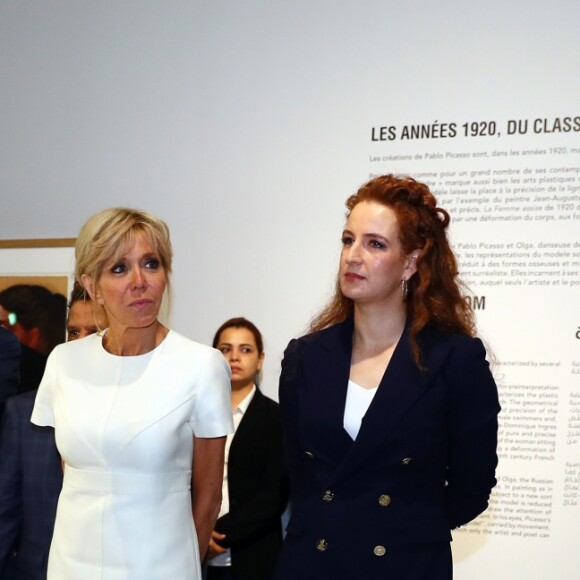 La princesse Lalla Salma du Maroc avec la première dame Brigitte Macron visitant l'exposition "Face à Picasso" au Musée Mohammed VI d'art moderne et contemporain de Rabat, le 14 juin 2017. © Sébastien Valiela / Bestimage