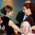La reine Letizia d'Espagne et la princesse Lalla Salma du Maroc lors de l'ouverture du Congrès Mondial du Cancer au palais des Congrès à Paris, le 31 octobre 2016. © Dominique Jacovides/Bestimage