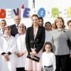 La princesse Lalla Salma du Maroc avec sa fille Lalla Khadija à Casablanca le 1er février 2013 lors d'un événement de sa fondation contre le cancer.