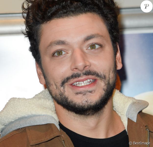 Kev Adams Assume Son Style Chelou Ans Iris Mittenaere S Duite