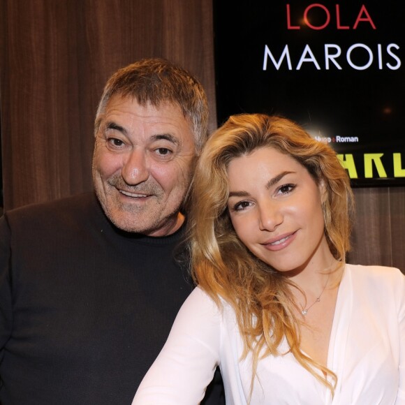 Jean-Marie Bigard et sa femme Lola Marois Bigard - Salon du livre à la porte de Versailles à Paris le 18 mars 2018. © Cédric Perrin/Bestimage