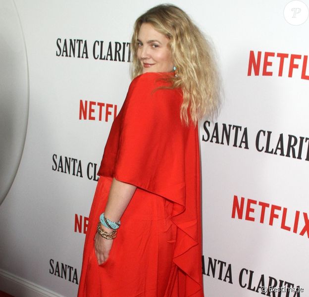 Drew Barrymore à la première de la saison 2 de Santa Clarita Diet au Arclight à Hollywood, le 22 mars 2018