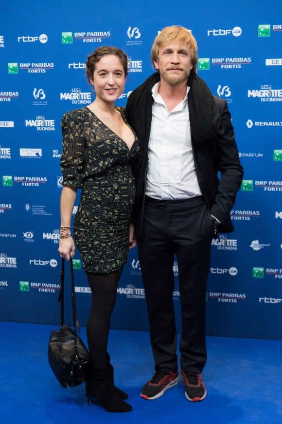 Jérémie Renier et sa nouvelle compagne enceinte lors de la 8e Cérémonie des Magritte du Cinéma, qui récompense le septième art belge, au Square, à Bruxelles, 3 février 2018.