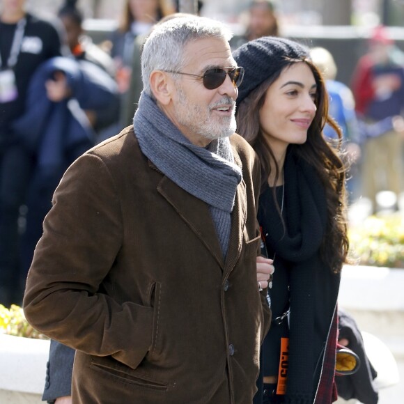 George Clooney et sa femme Amal Alamuddin Clooney - Les célébrités et des centaines de milliers de manifestants protestent contre les armes à feu (March For Our Lives) à Washington, le 24 mars 2018.