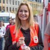 Adriana Karembeu lors du lancement des Journées Nationales de la Croix Rouge Française place Rihour à Lille, le 10 juin 2017. © Stéphane Vansteenkiste/Bestimage