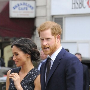 Meghan Markle et le prince Harry sont venus assister ensemble, le 23 avril 2018 en l'église St Martin-in-the-fileds à Londres, à la cérémonie commémorant le 25e anniversaire de l'assassinat de Stephen Lawrence, victime à 18 ans d'un crime raciste.