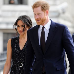 Le prince Harry et Meghan Markle le 23 avril 2018 en l'église St Martin-in-the-fileds à Londres pour la cérémonie commémorant le 25e anniversaire de l'assassinat de Stephen Lawrence, victime à 18 ans d'un crime raciste.