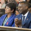 Doreen Lawrence et son fils Stuart le 23 avril 2018 en l'église St Martin-in-the-fileds à Londres, lors de la cérémonie commémorant le 25e anniversaire de l'assassinat de Stephen Lawrence, victime à 18 ans d'un crime raciste.