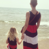 Elodie Gossuin et sa fille cadette, le 23 avril 2018 en Catalogne.