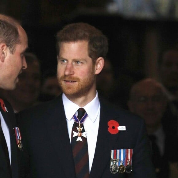 Le prince William, duc de Cambridge, assistait en compagnie du prince Harry et de Meghan Markle à la messe de commémoration de l'ANZAC Day en l'abbaye de Westminster à Londres le 25 avril 2018.