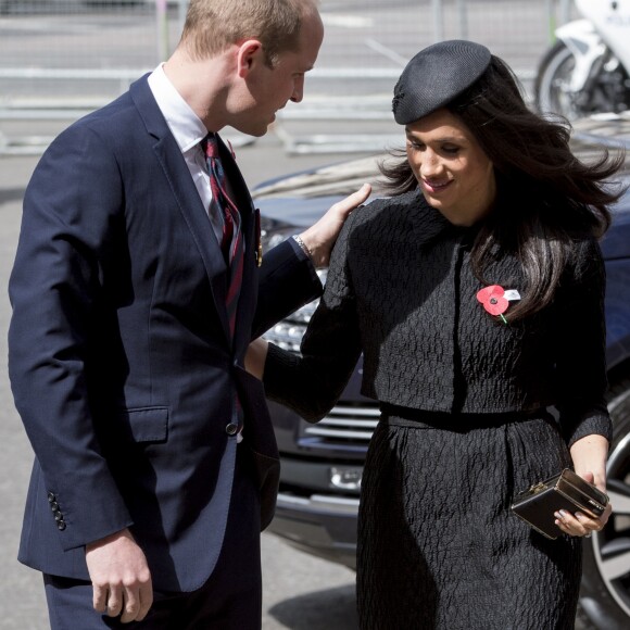 Le prince William, duc de Cambridge, assistait en compagnie du prince Harry et de Meghan Markle, qu'il a saluée très chaleureusement, à la messe de commémoration de l'ANZAC Day en l'abbaye de Westminster à Londres le 25 avril 2018.