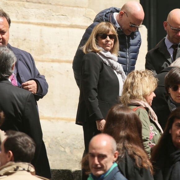 Chantal Goya et des proches - Obsèques de la mère de Chantal Goya, Colette Dartiguenave De Guerre, en l'église Saint-Roch à Paris. Le 26 avril 2018.