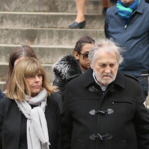 Chantal Goya et son mari Jean-Jacques Debout - Sorties des obsèques de la mère de Chantal Goya, Colette Dartiguenave De Guerre, en l'église Saint-Roch à Paris. Le 26 avril 2018.