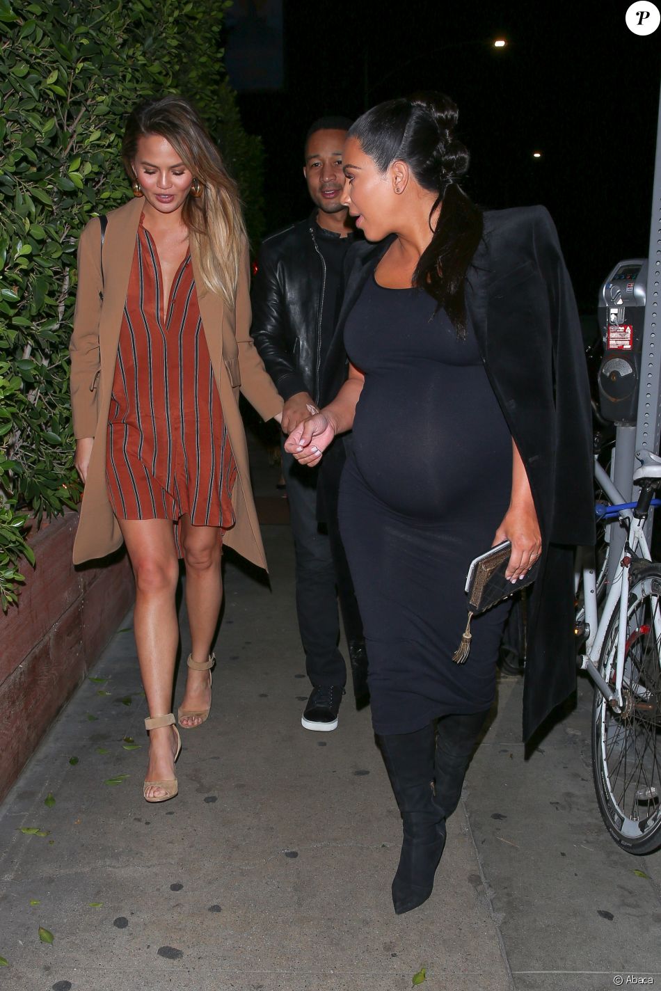 Kim Kardashian and fellow pregnant Chrissy Teigen get together with