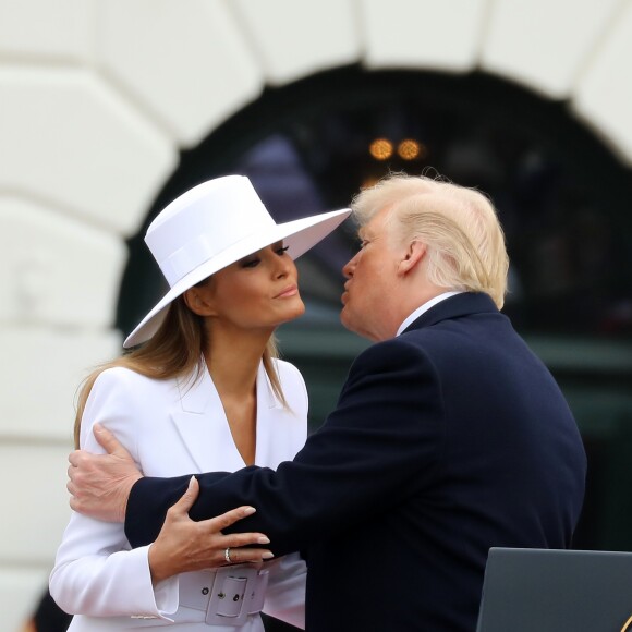 Le président américain Donald Trump et sa femme la Première Dame Melania Trump - Le couple présidentiel américain accueille le couple présidentiel français à la Maison Blanche à Washington, le 24 avril 2018. © Dominique Jacovides/Bestimage