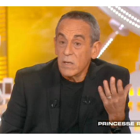 Clotilde Courau invitée dans "Salut les terriens", samedi 5 mai 2018, C8