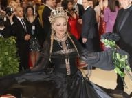Met Gala 2018 : Madonna, sobre et divine en icône gothique... Une surprise !