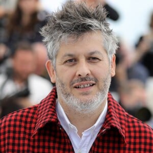 Christophe Honoré lors du photocall du film « Plaire, aimer et courir vite » au 71ème Festival International du Film de Cannes, le 11 mai 2018. © Borde / Jacovides / Moreau / Bestimage