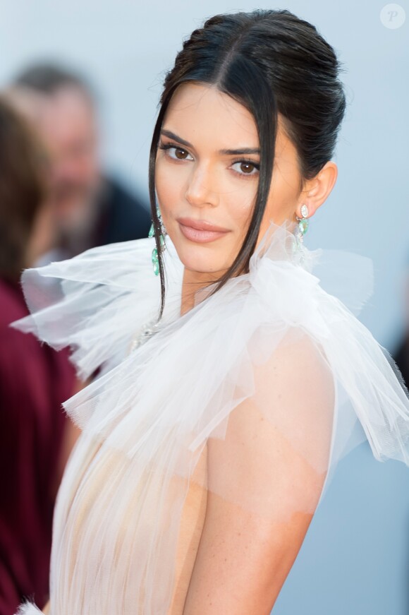 Kendall Jenner sur le tapis rouge de 'Girls Of The Sun (Les Filles Du Soleil)' au Festival de Cannes, le 12 mai 2018.